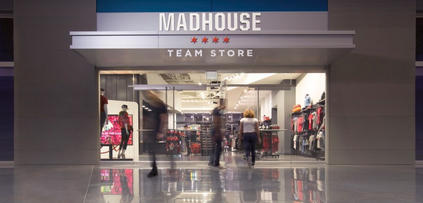 Chicago Bulls and Blackhawks team for merchandise store venture - Chicago  Business Journal